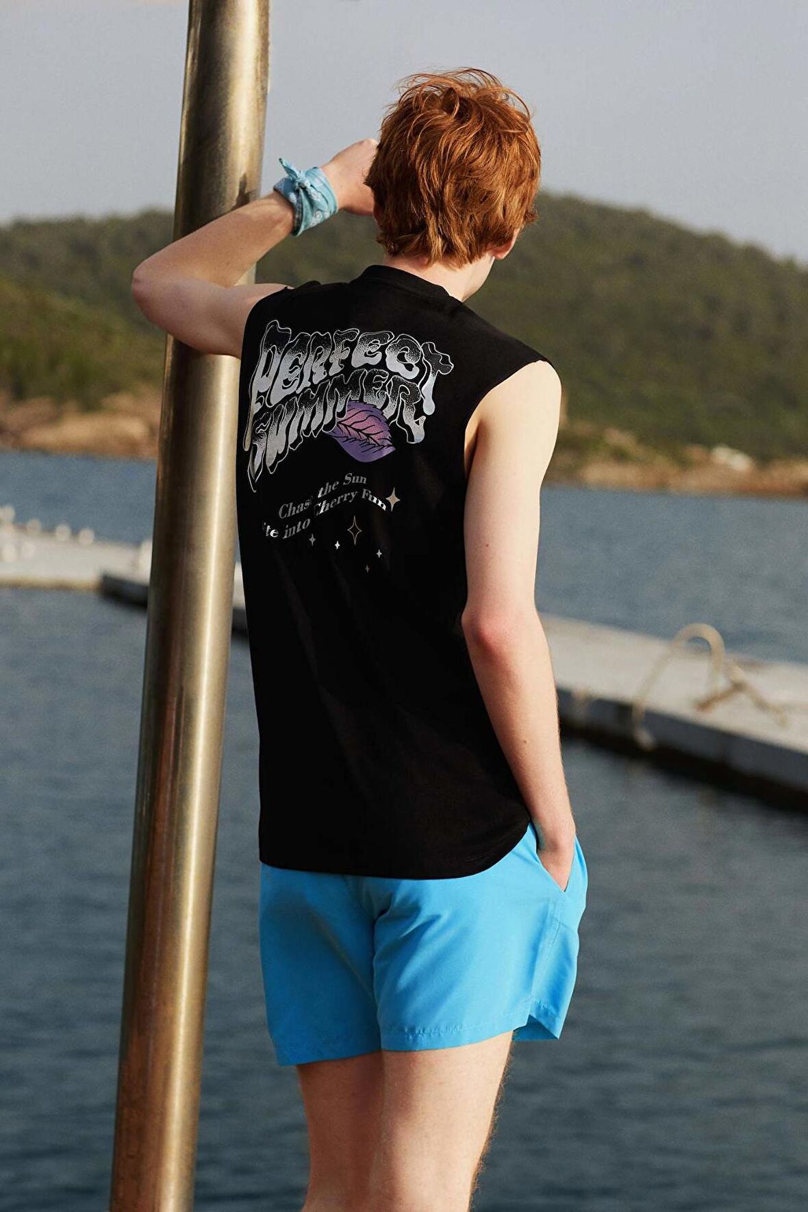 DeFacto %100 Pamuk Boxy Fit Bisiklet Yaka Sırt Baskılı Atlet C5048AX24HSBK81