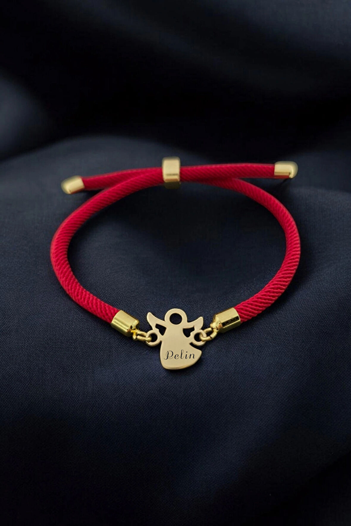 Pelin İsmine Özel Mevlana Motifli 14 Ayar Altın Plakalı İpek Örgülü Hediye Bileklik-328isim-kırmızı