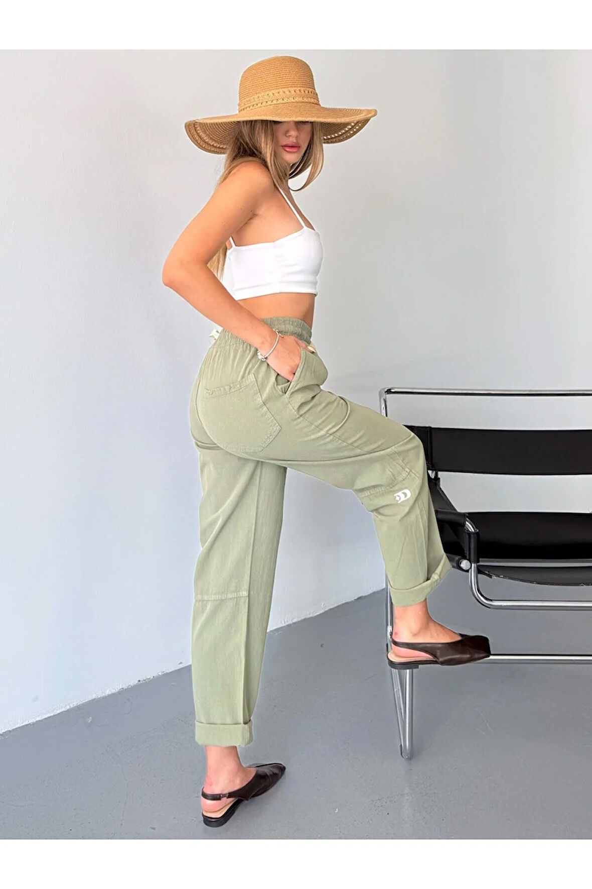 Kadın Keten Pantolon Dikiş & Nakış Detaylı Rahat Kalıp Pantolon W215-8
