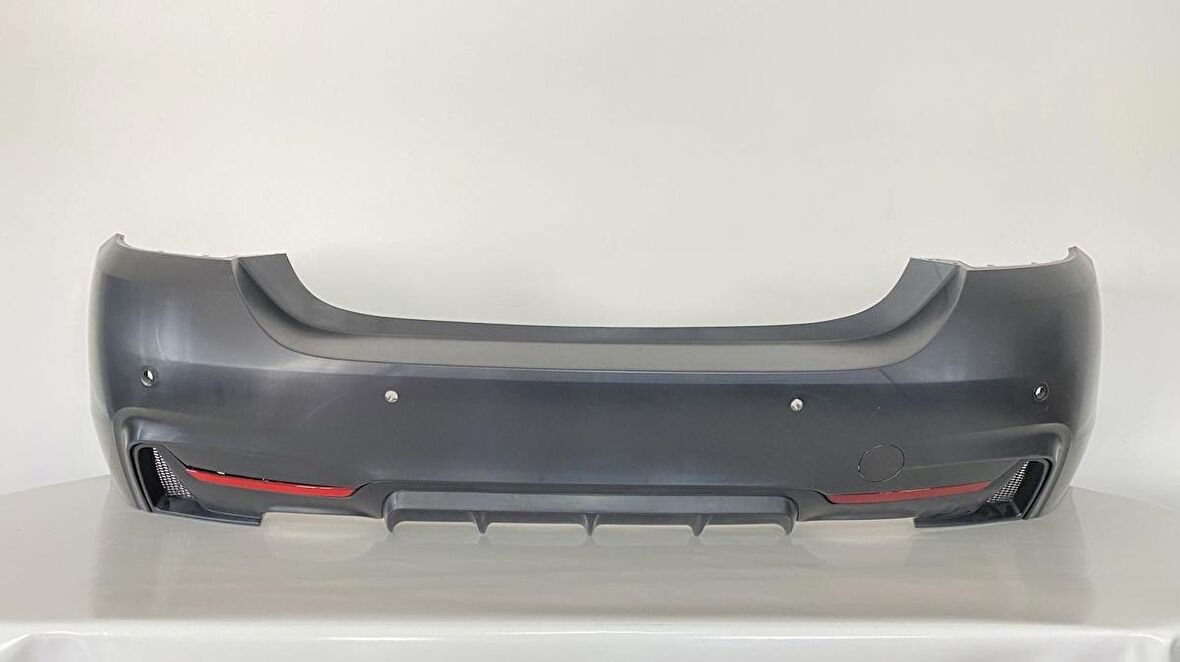 Bmw 4 Serısı F32 2015-2019 M Technıc Body Kıt  Arka Tampon