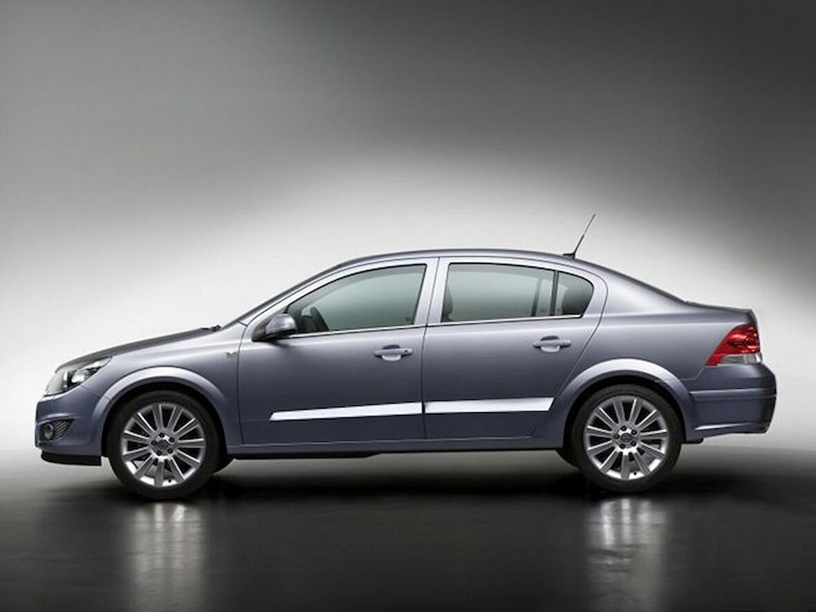 Opel Astra H Sd Krom Yan Kapı Çıtası 4 Prç 2008 Üzeri