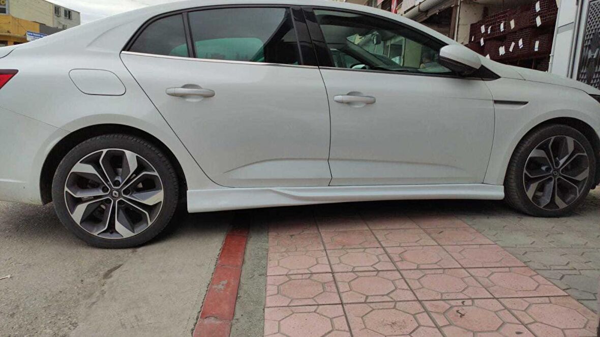 Renault Megane 4 Hb & Sd R Yan Marşpiyel