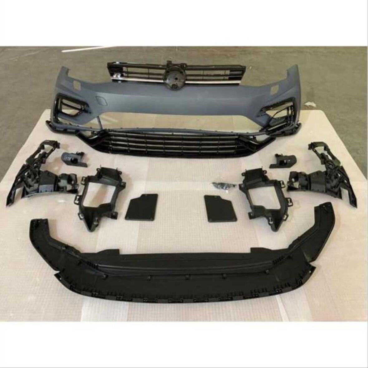 Volkswagen Golf 7 Içın Golf 7.5 R Ön Tampon  Panjur Seti