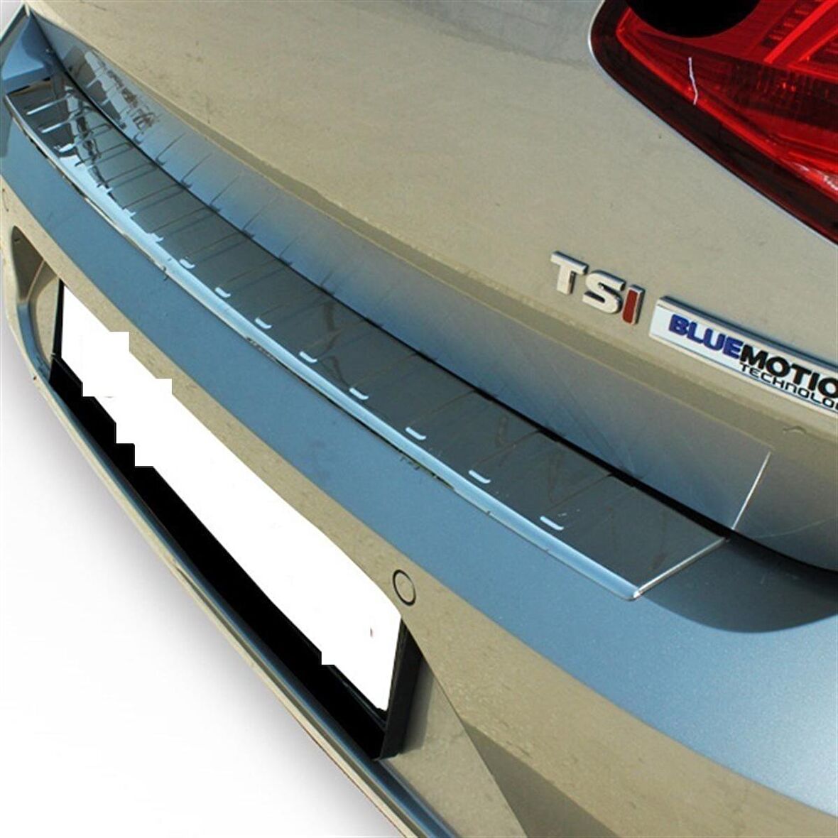 Volkswagen Passat B8 Arka Tampon Eşiği Krom 2015 Ve Sonrası