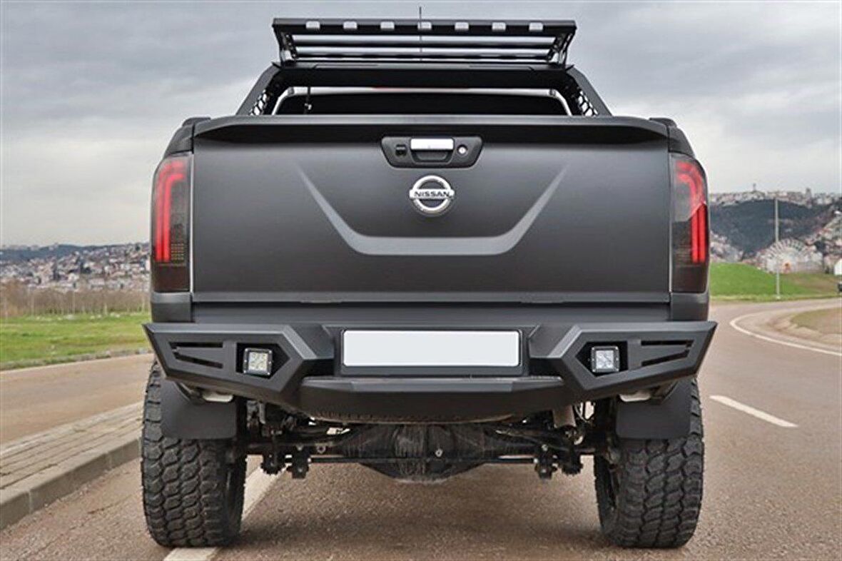 Nissan Navara 2010+ Arka Demir Tampon Aqm-M20