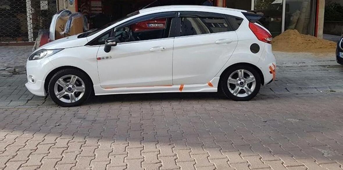 Ford Fiesta Yan Marşpiyel Custom