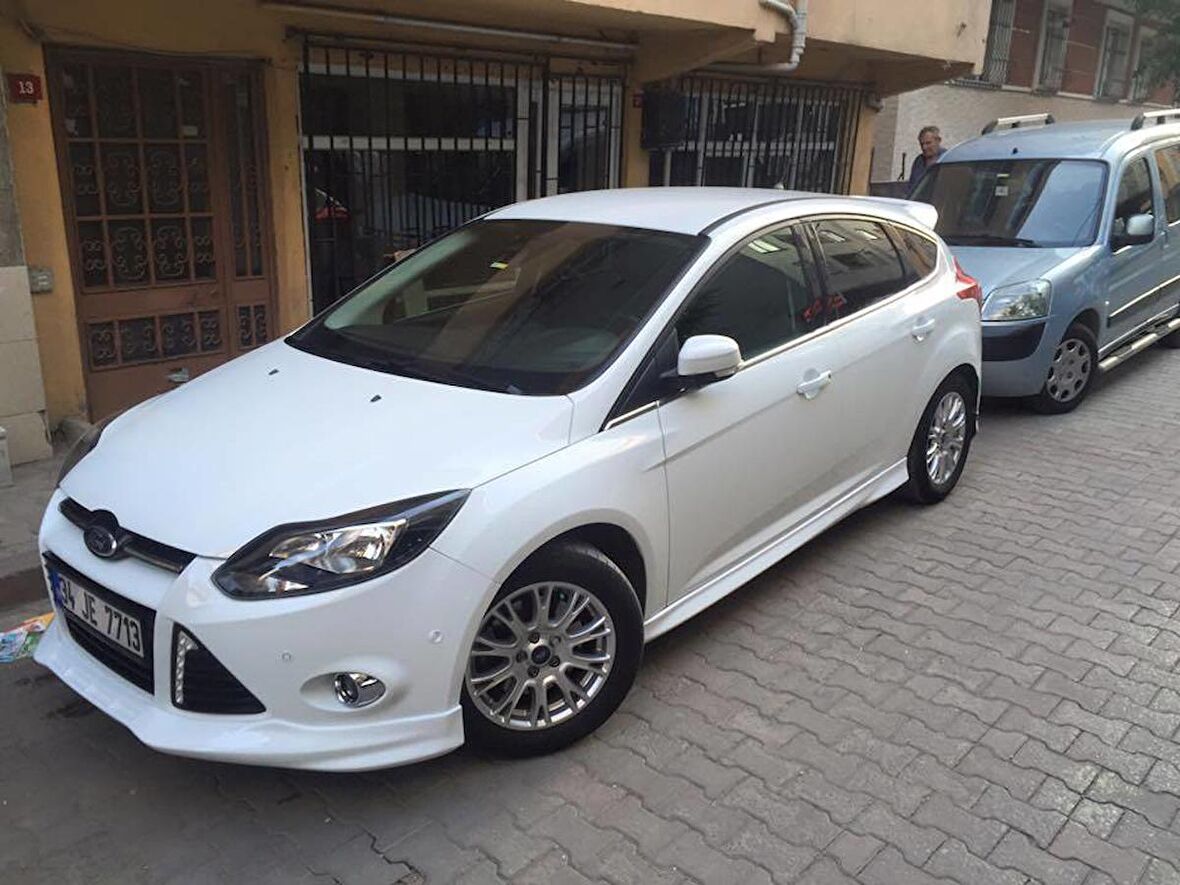 Ford Focus 3 Makyajsız Boyasız Ön Ek