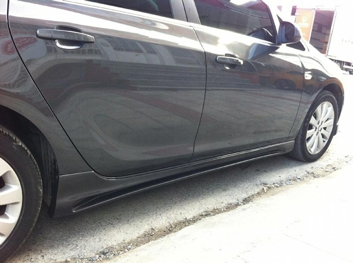 Opel Astra J Rieger Yan Marşpiyel