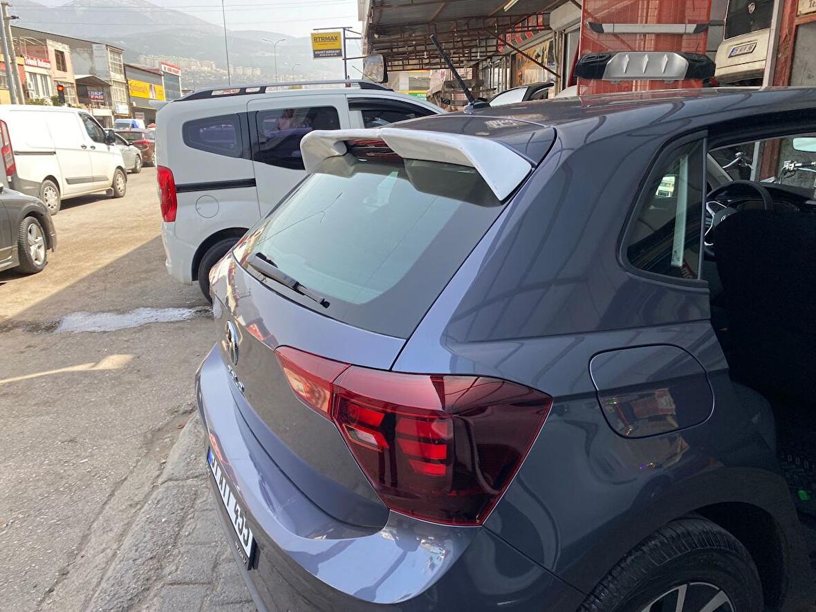 Volkswagen Polo Spoiler 2009-2013 Model Arası Anatomik BOYALI