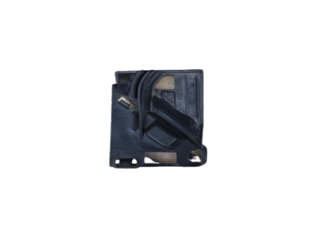 W205 C Serisi  2014+ Tampon Braketi İç - Sol - 2058853823