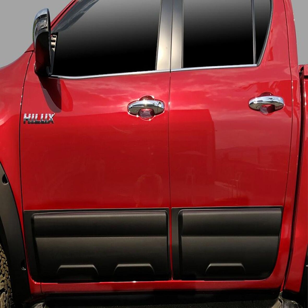 Toyota Hilux Gövde Kaplama Yan Kapı Koruma 2012 /2019