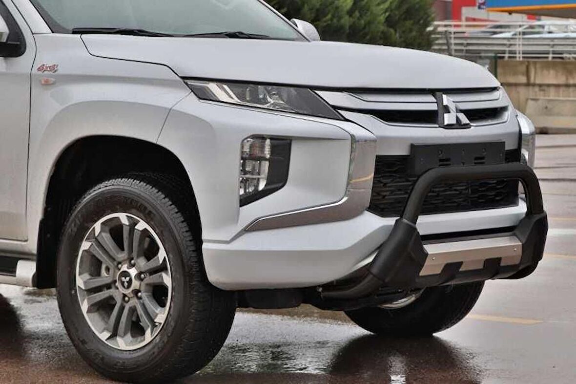 Mitsubishi L200 Ön Tampon Koruma Demiri 2007+/2020+ Poliüretan Pwt16