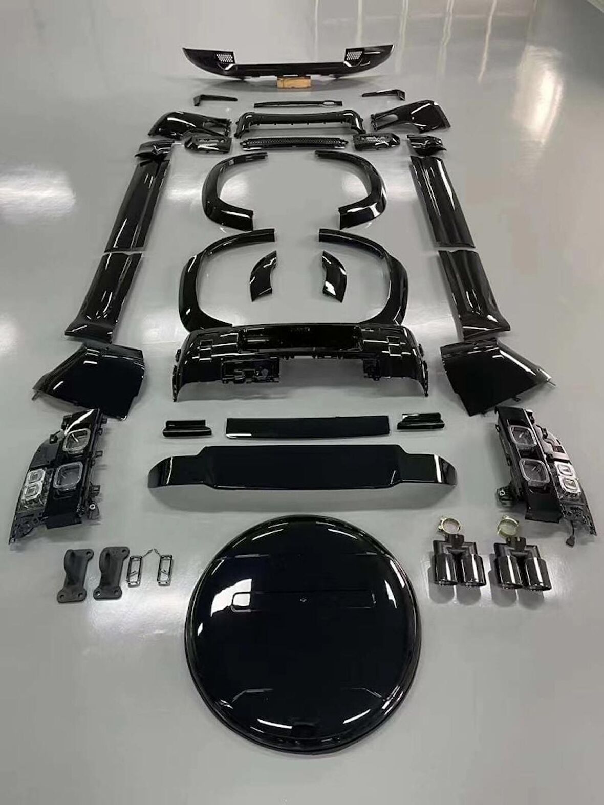 DEFENDER 2020+ İÇİN BLACK EDİTİON BODY KIT (FULL SET)