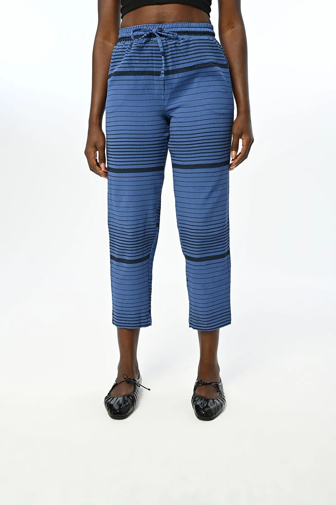 Yatay Çizgi Desenli Beli Lastikli Rahat Kalıp Pantolon