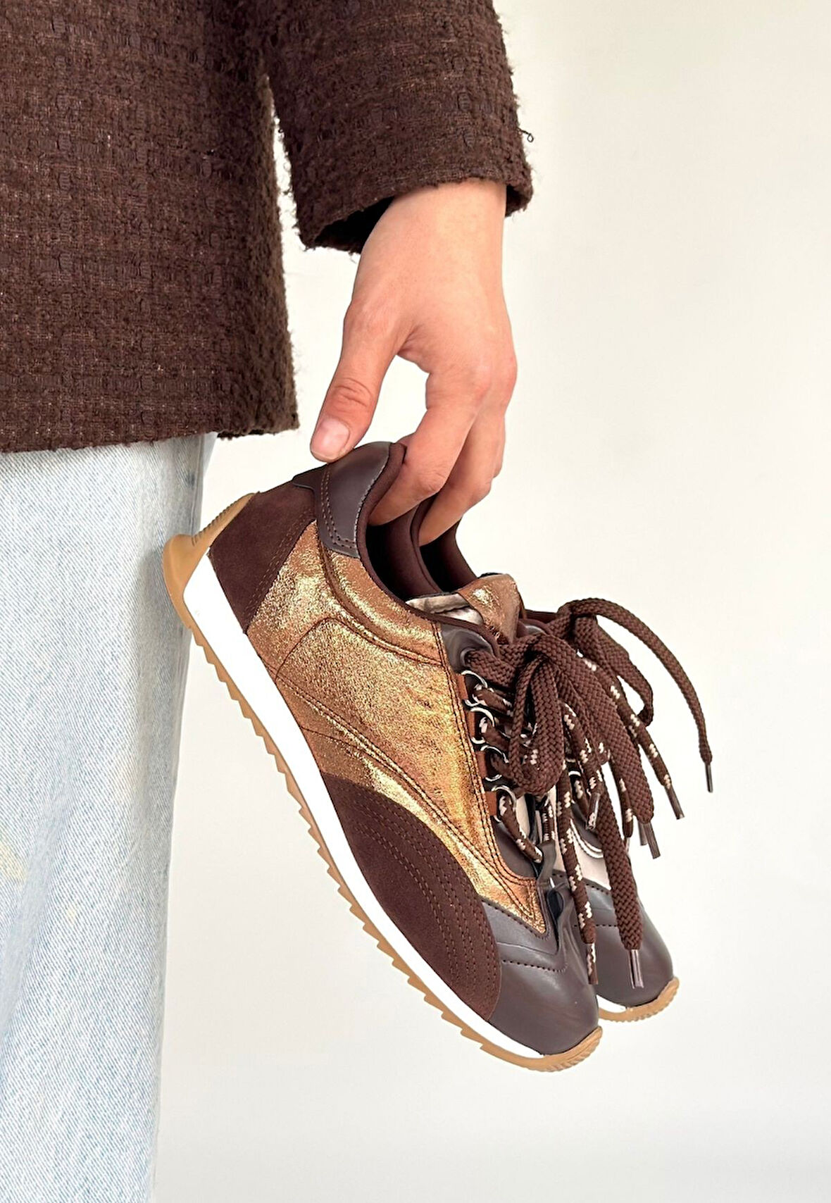 Paraşüt Detaylı Ortopedik Özel Üretim Bağcıklı Spor Ayakkabı Cilt Kahverengi Topuk Boyu 1 Cm