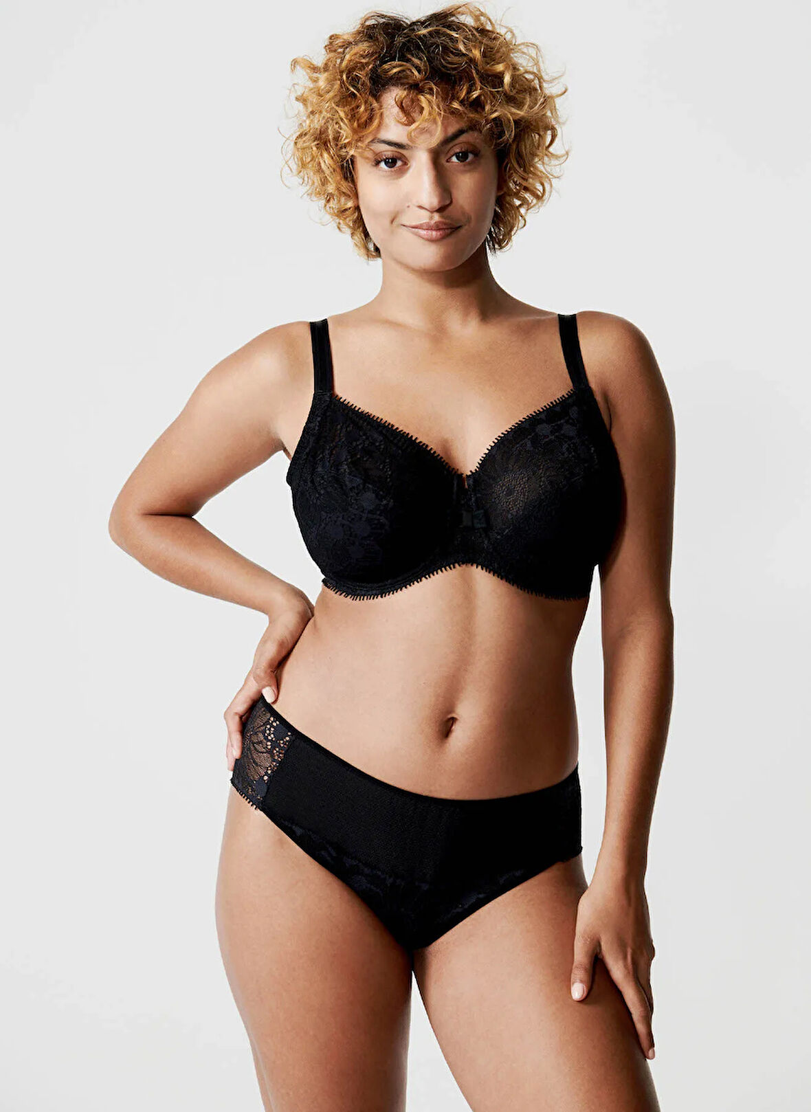 Chantelle Siyah Destekli Sütyen C15F10 CHANTELLE