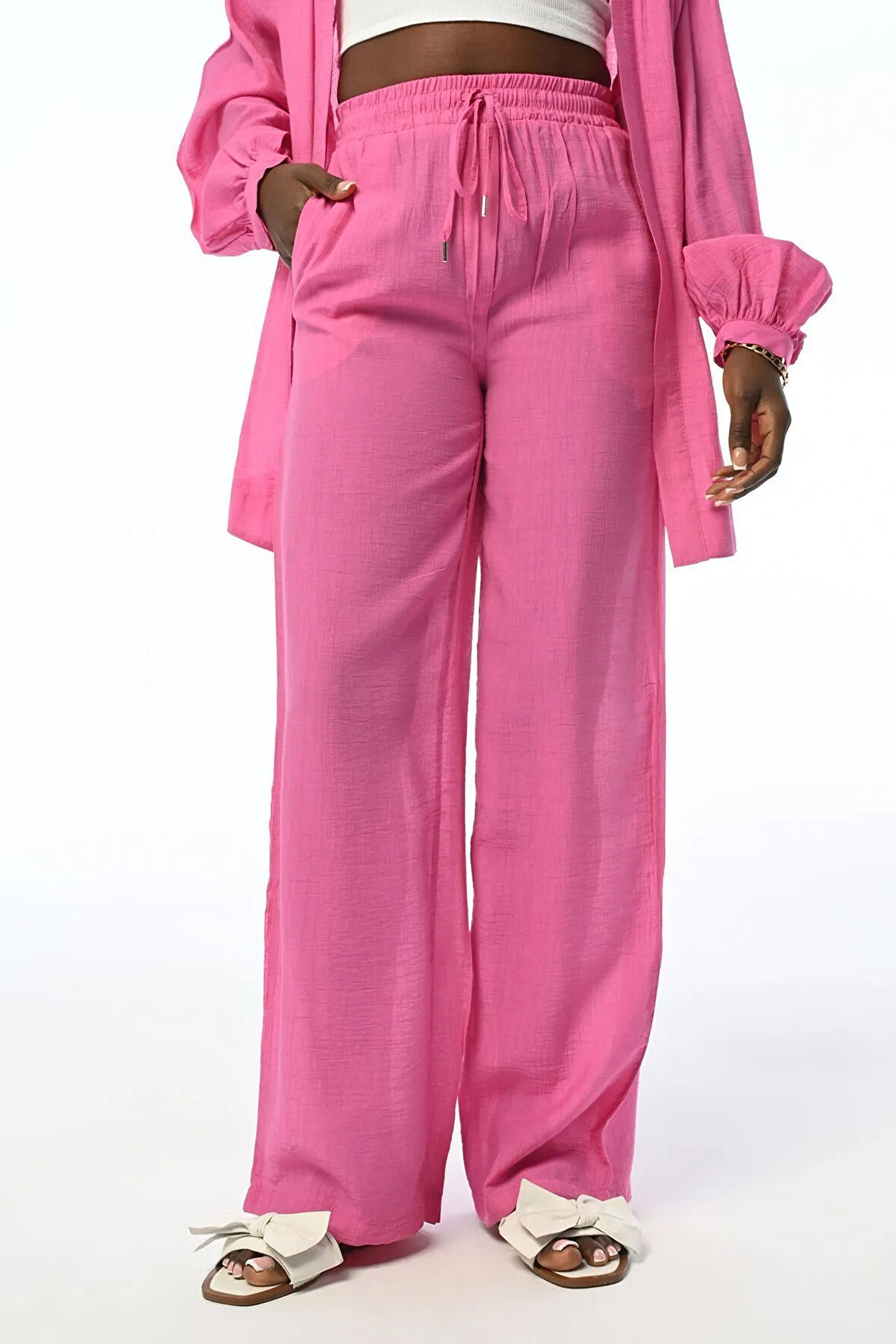 KADIN RAHAT KALIP BOL PAÇA  BELİ LASTİKLİ DÜZ RENK PANTOLON