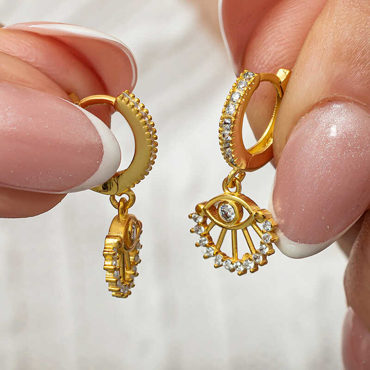 Findit Gümüş Sallantılı Gold Göz Kadın Küpe