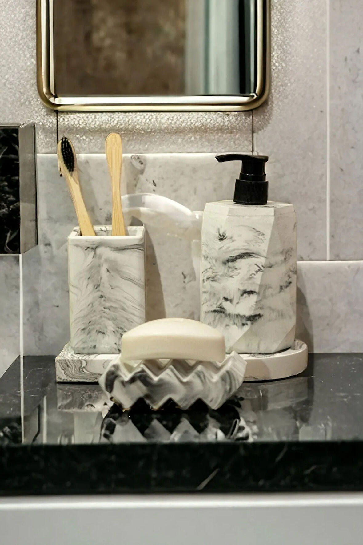 4'lü Mermer Desenli Banyo Seti , Sıvı Sabunluk Diş Fırçalığı Beton Aksesuar Takımı