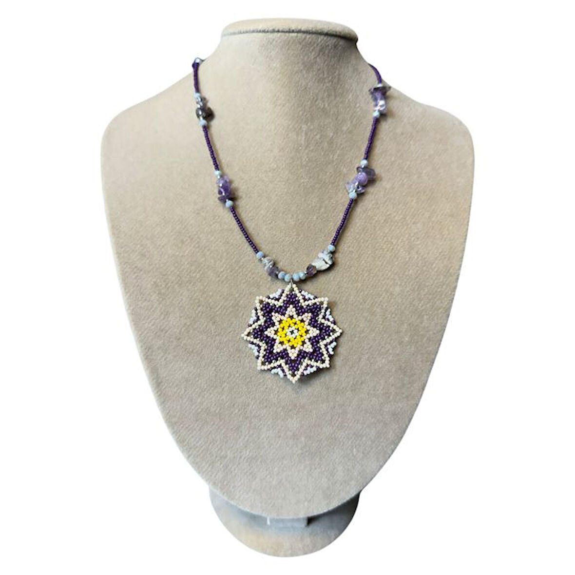 Uretti - Özlem 9422 4917 El Yapımı Ametist Doğal Taşlı Mandala Model Kolye