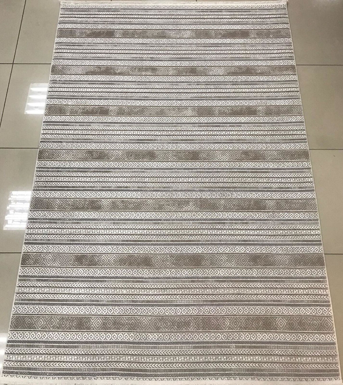 Merinos Halı Ritim 73340 070 Serisi Salon Oturma Yatak Odası Halısı