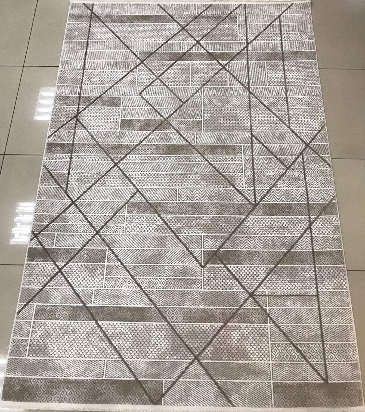 Merinos Halı Ritim 73338 070 Serisi Salon Oturma Yatak Odası Halısı