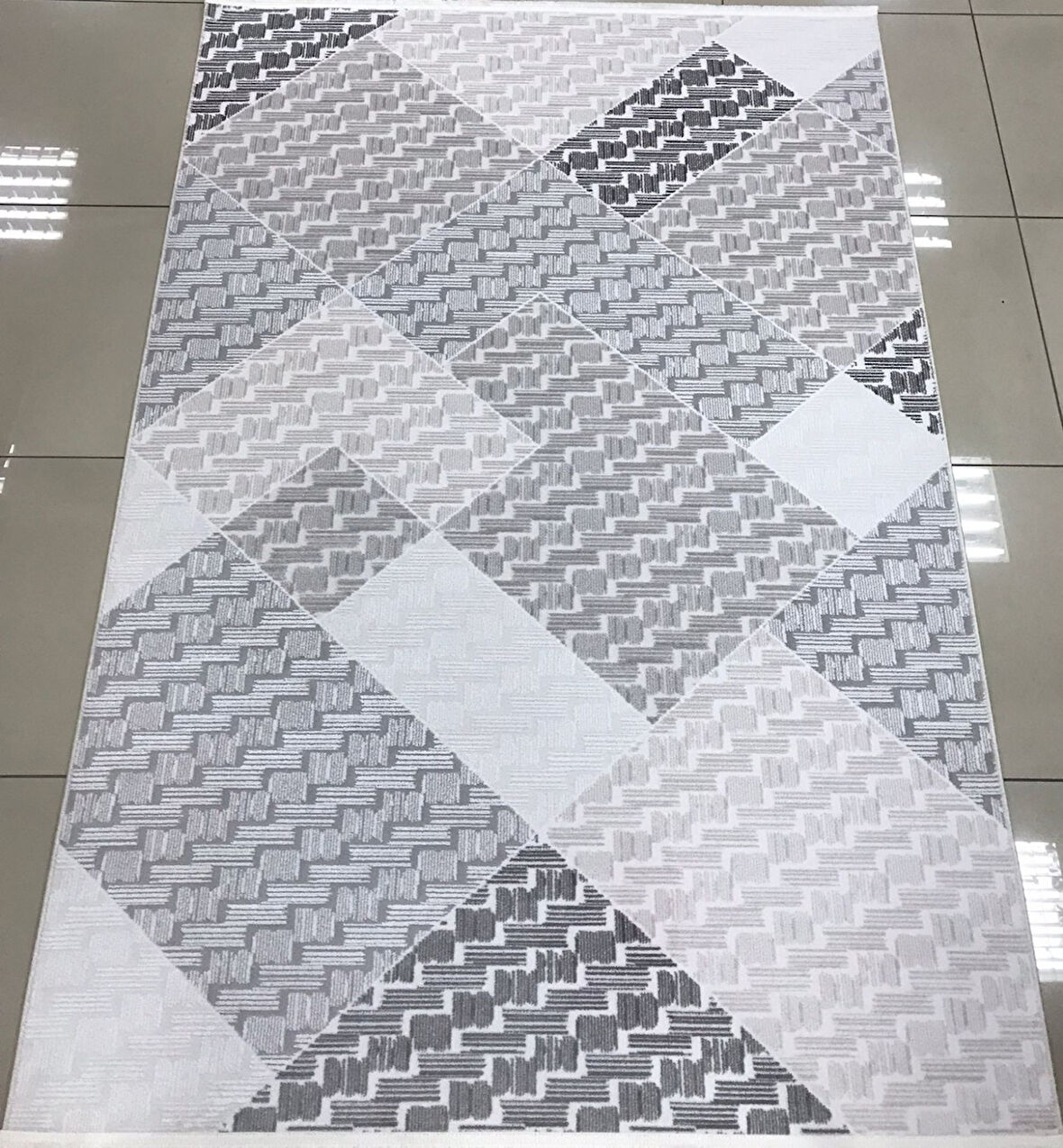 Merinos Halı Vista 76595 095 Serisi Triko Akrilik Salon Oturma Yatak Odası Halısı
