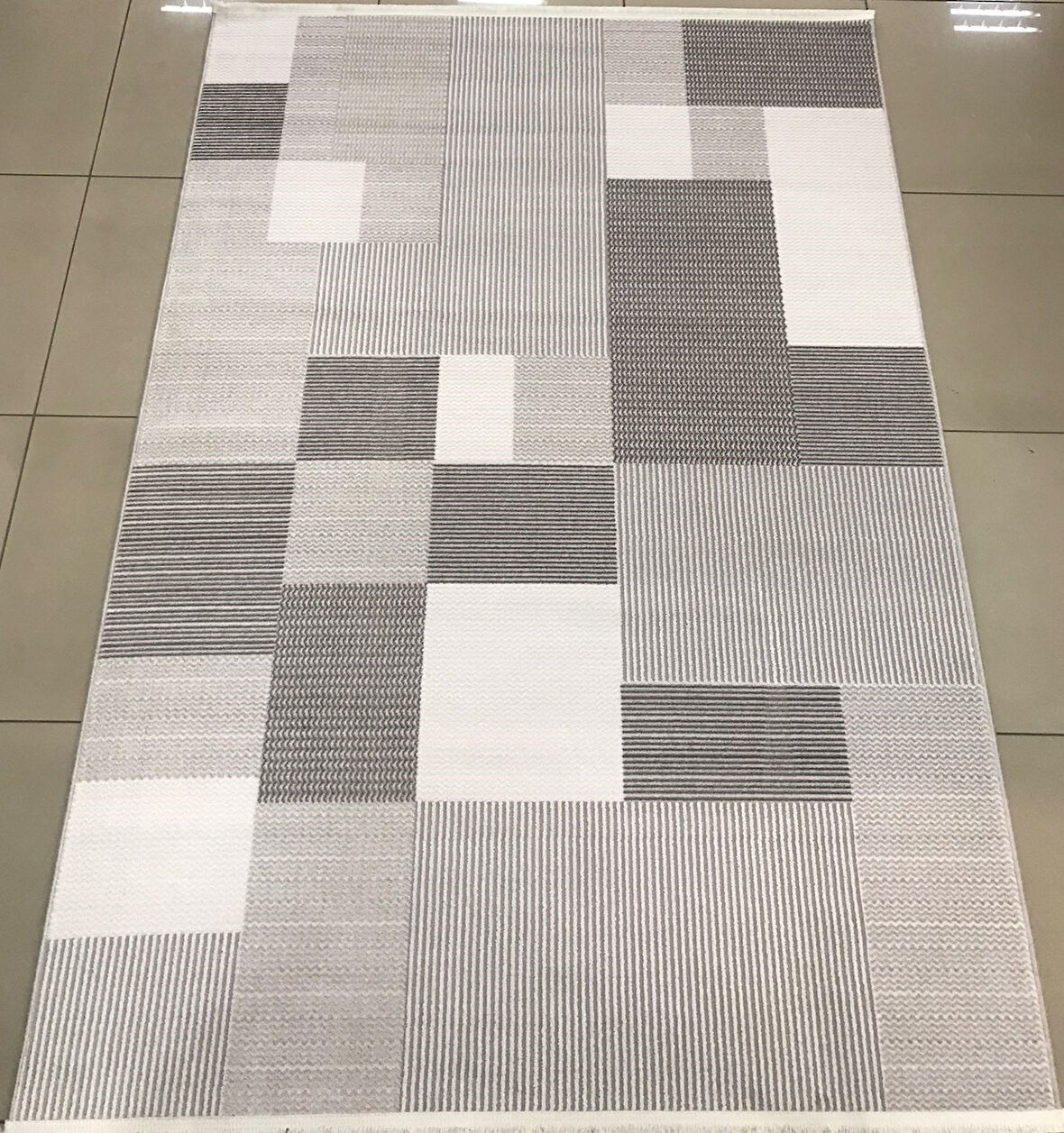 Merinos Halı Vista 76594 095 Serisi Triko Akrilik Salon Oturma Yatak Odası Halısı