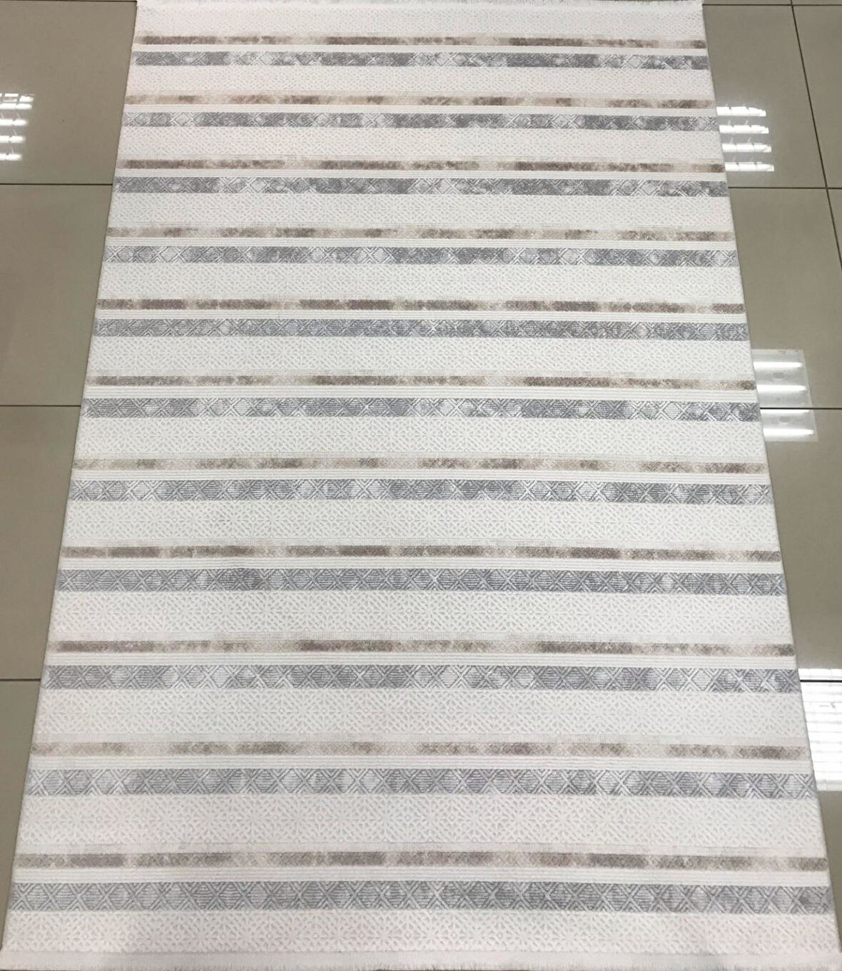 Padişah Halı Essence 72490 957 Serisi Akrilik Salon Oturma Yatak Odası Halısı