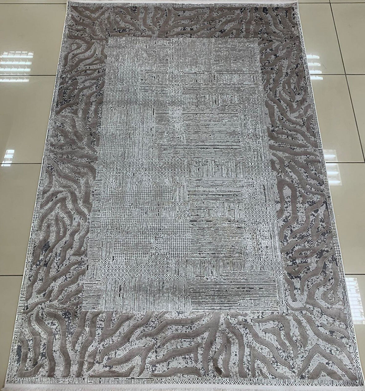 Padişah Halı Evidence 75322 070 Serisi Viskon Akrilik Salon Oturma Yatak Odası Halısı