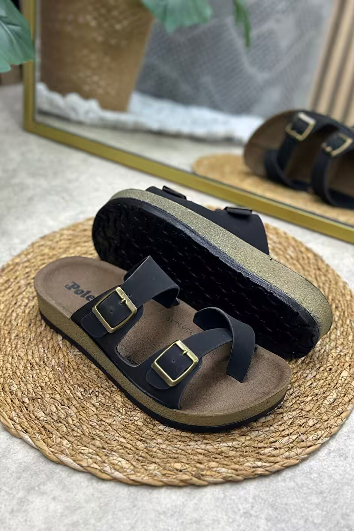 Günlük Kadın Terlik Tek Parmak Arası Rahat Mantar Taban Tokalı Ayarlanabilir Sandalet 147 