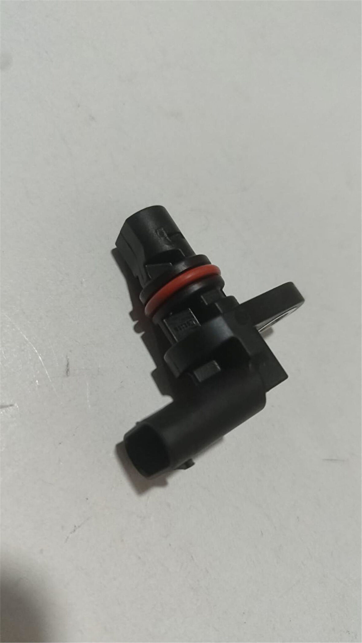 VW-AUDİ-SKODA-OEM VW EKSANTRİK DEVİR SENSÖR 04C907601L