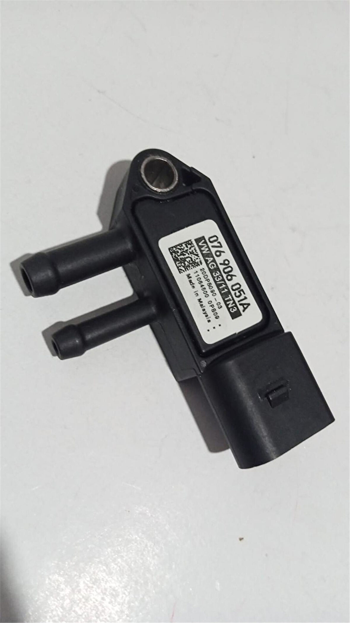 VW-AUDİ-SKODA-SEAT-OEM VW BASİNÇ SENSÖRÜ 076906051A