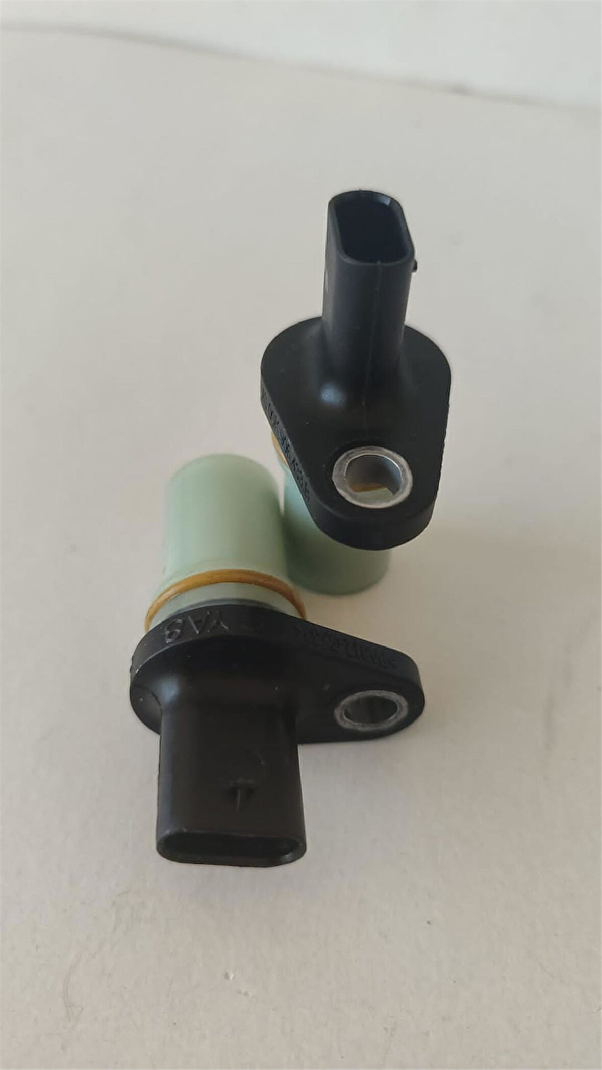 VW KRANK MİLİ SENSÖRÜ 06K906433B