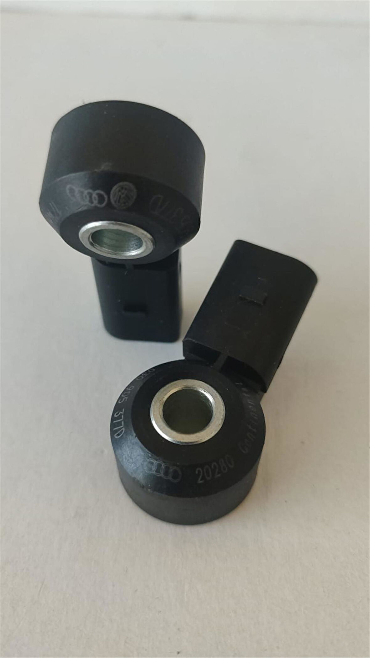 VW VURUNTU SENSÖRÜ 030905377D