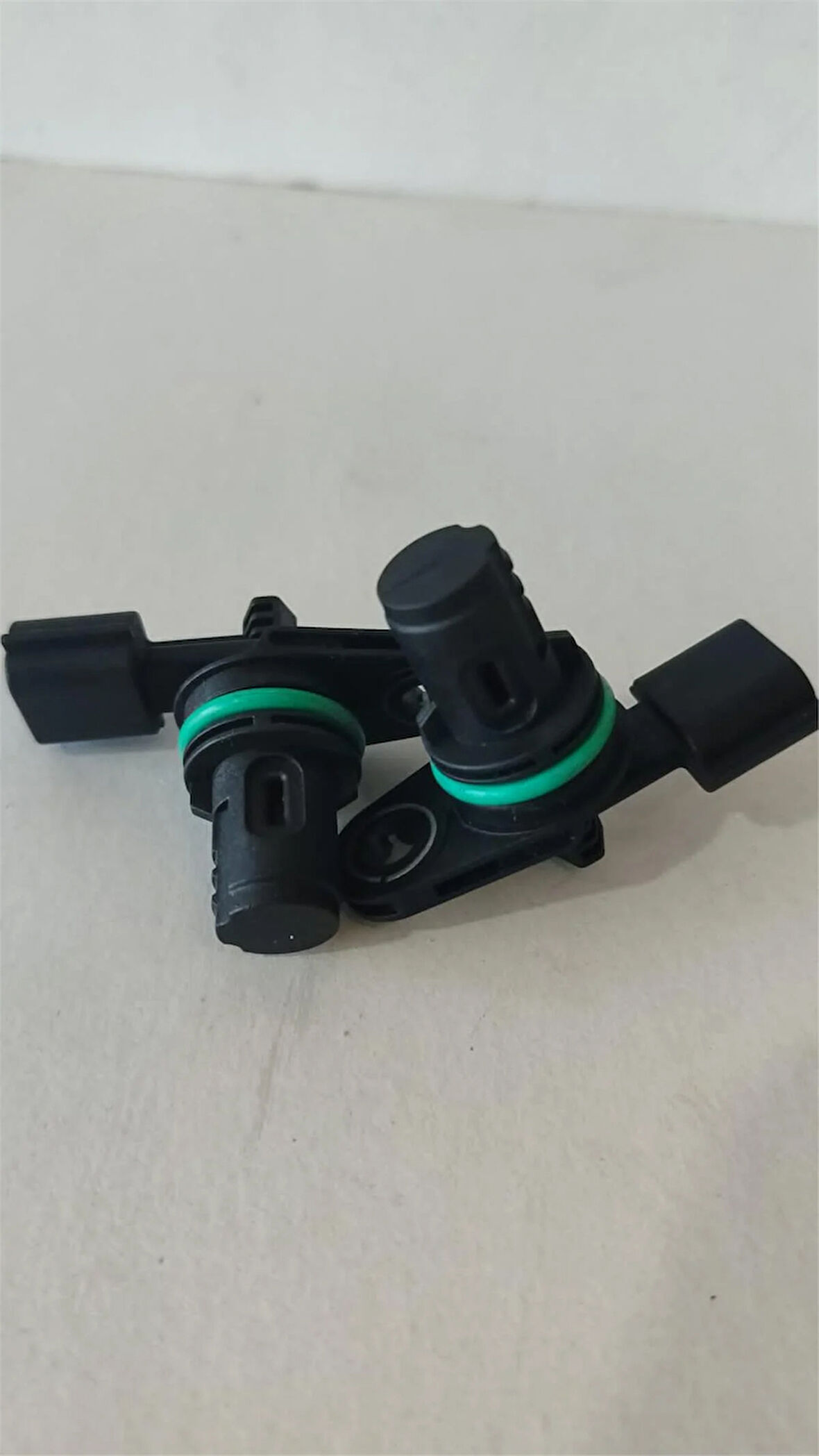 RENAULT EKSANTRİK MİLİ SENSÖRÜ 237312832R