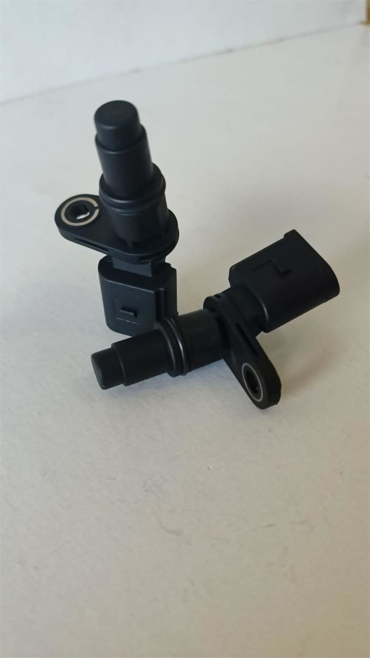 VW EKSANTRİK SENSÖRÜ 070907601A