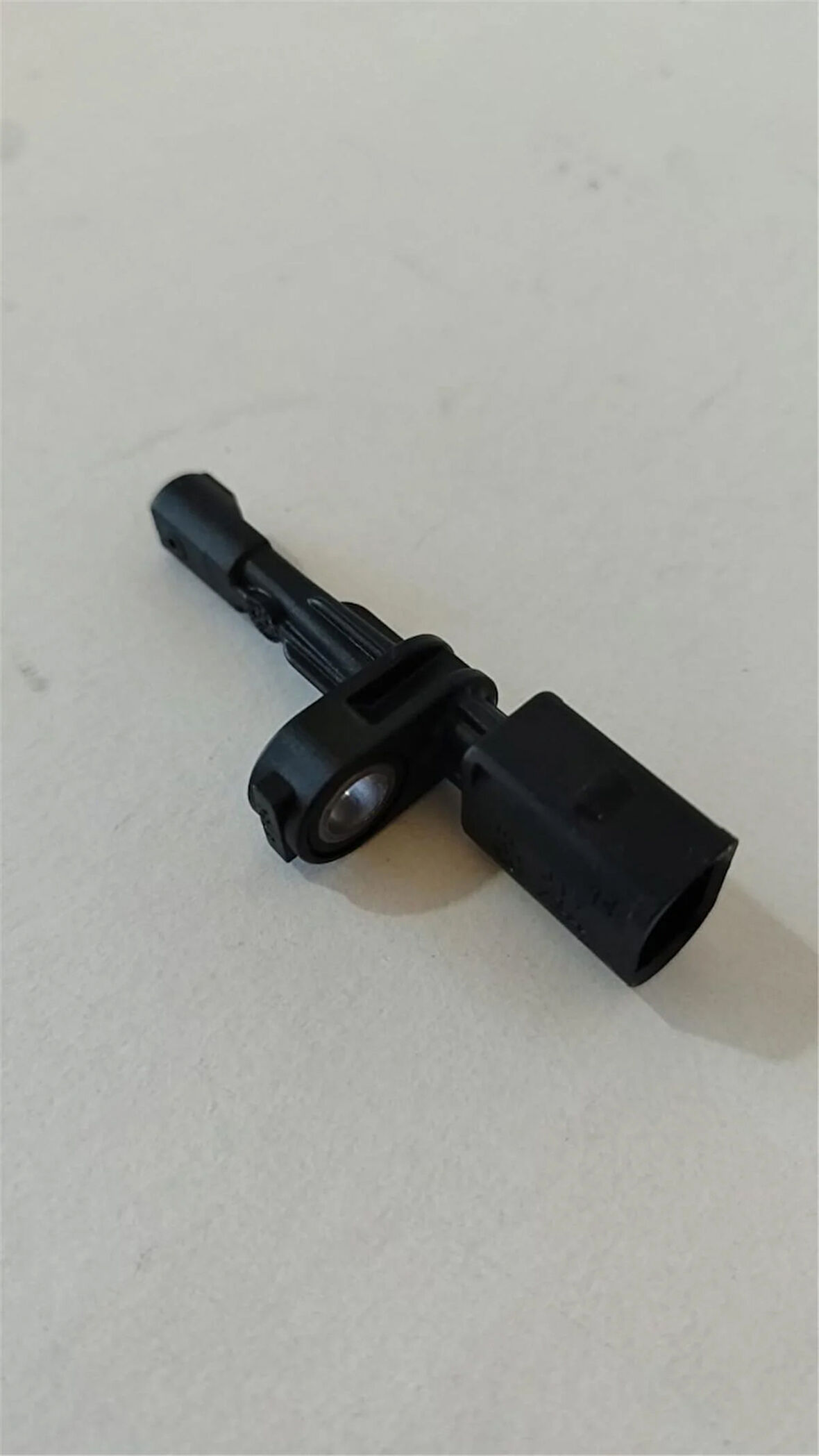 VW ABS TEKERLEK HIZ SENSÖRÜ WHT 003864