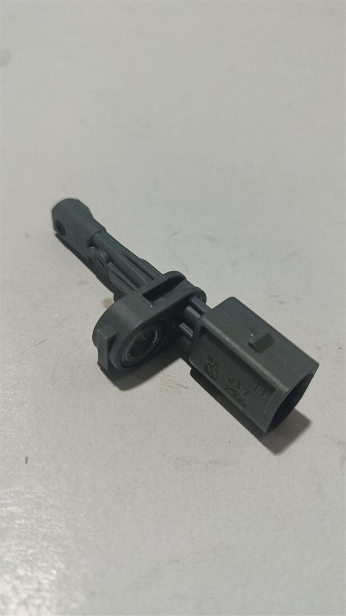 ABS TEKERLEK HIZ SENSÖRÜ WHT 003864A