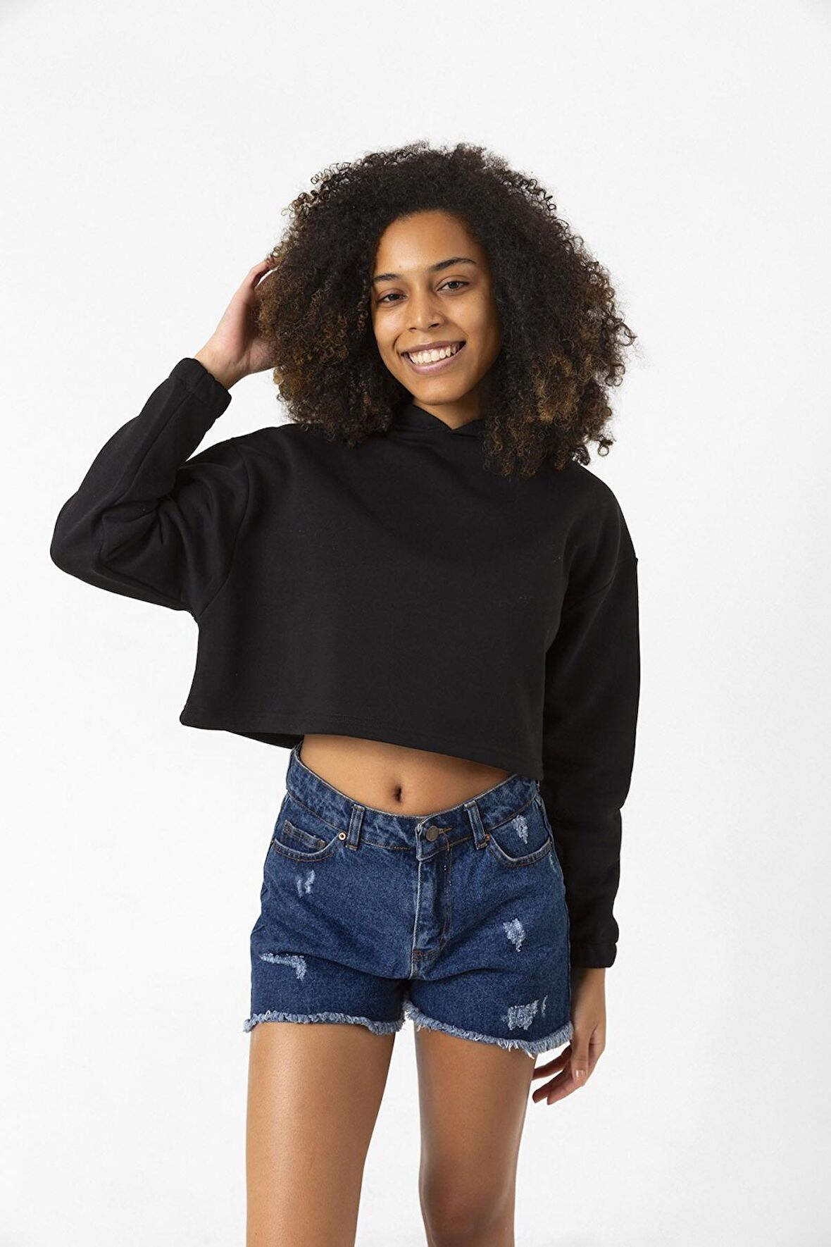 Basic Siyah Kapüşonlu Crop Sweatshirt