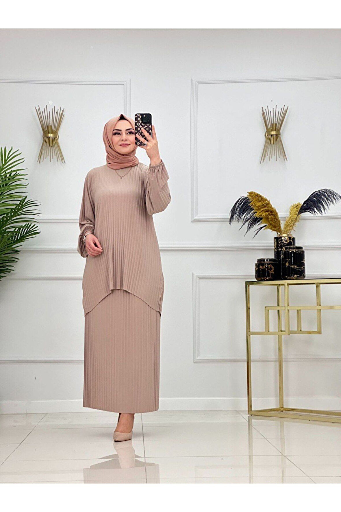 Kadın Tesettür 2'Li Takım Piliseli Etek & Tunik Asimetrik Takım