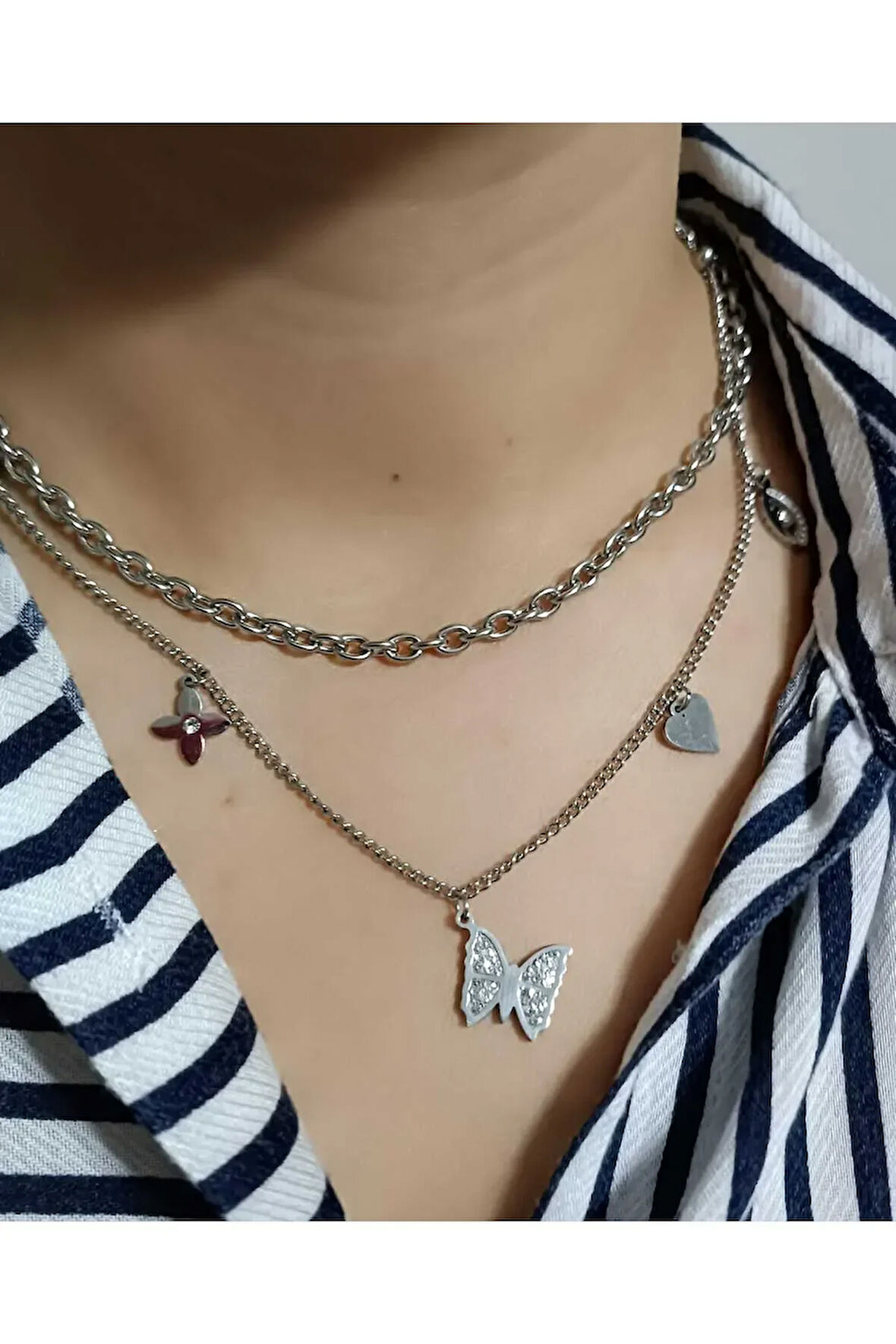 1.Sınıf Kararma Yapmaz Kelebek ve Kalp Figürlü Silver Kolye