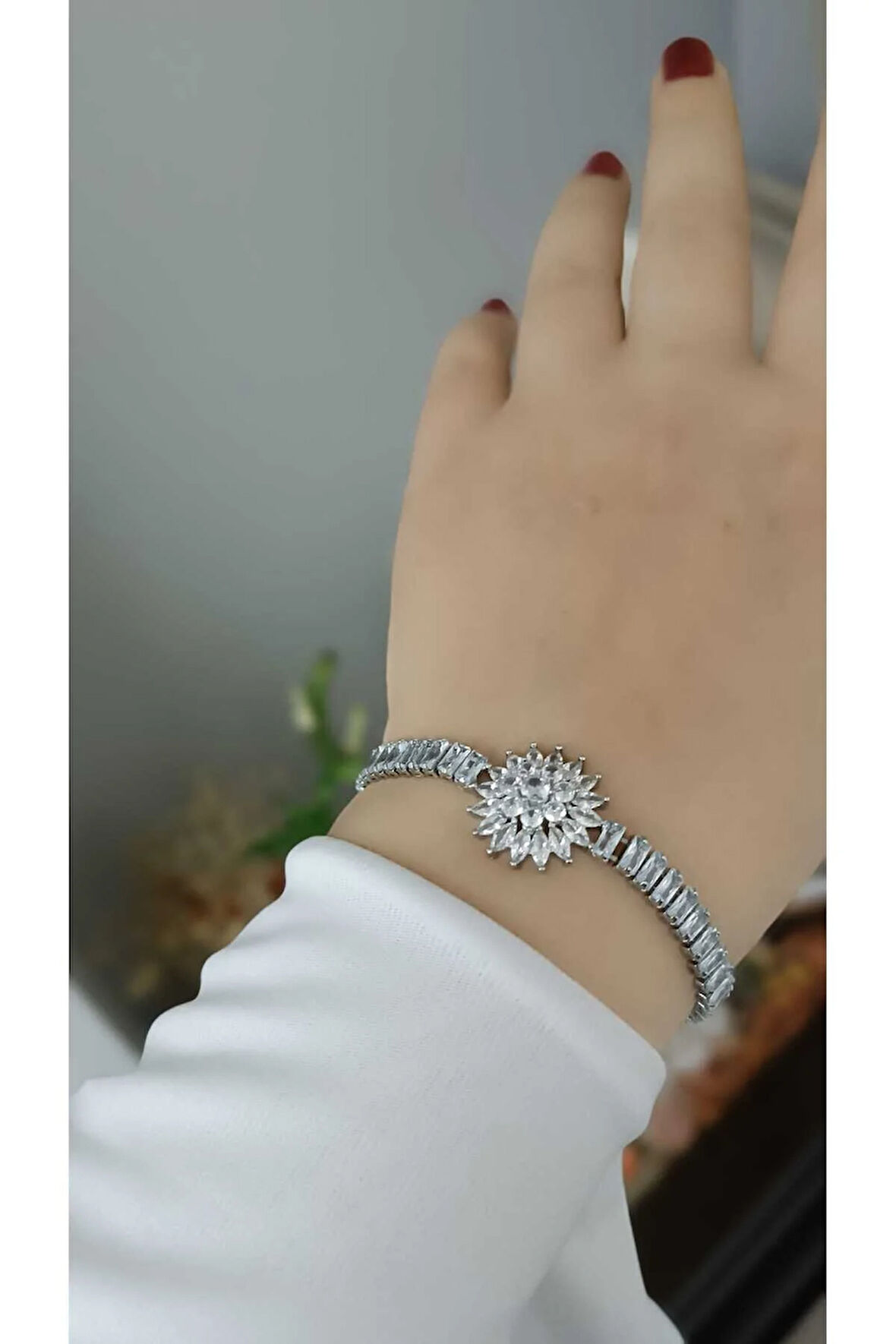 1.Sınıf Kararma Yapmaz Silver Zirkon Taşlı Bileklik