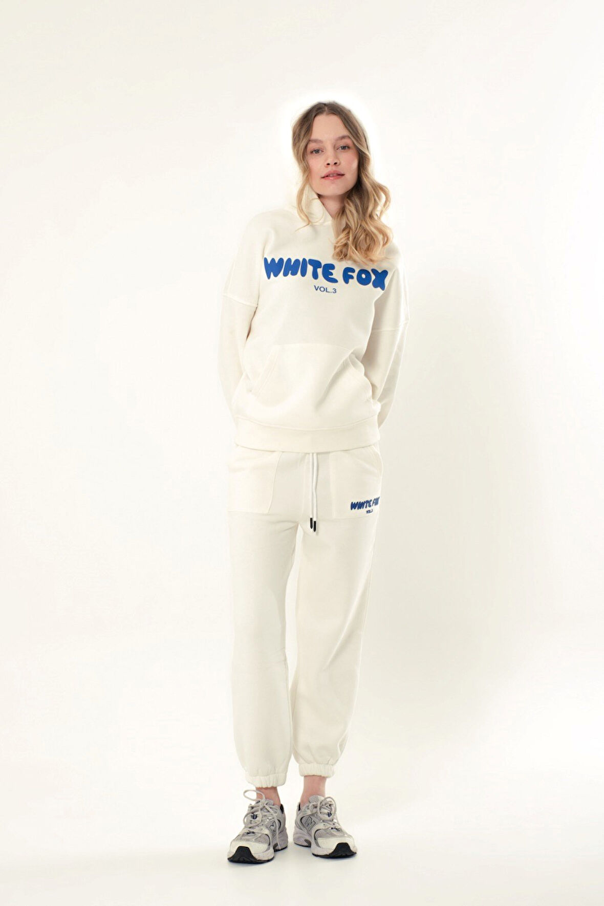 Kadın Oversize Kapüşonlu Sweatshirt  Yüksek Rubber Baskı  Rahat ve Şık Tasarım
