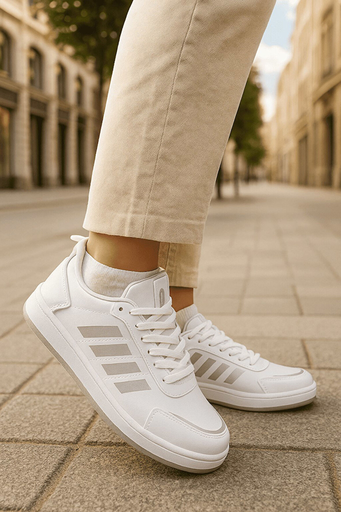 Günlük Unisex Sneaker Spor Ayakkabı Bağcıklı Çizgi Detaylı Rahat Hafif Bağcıklı Tırtık Taban 3438