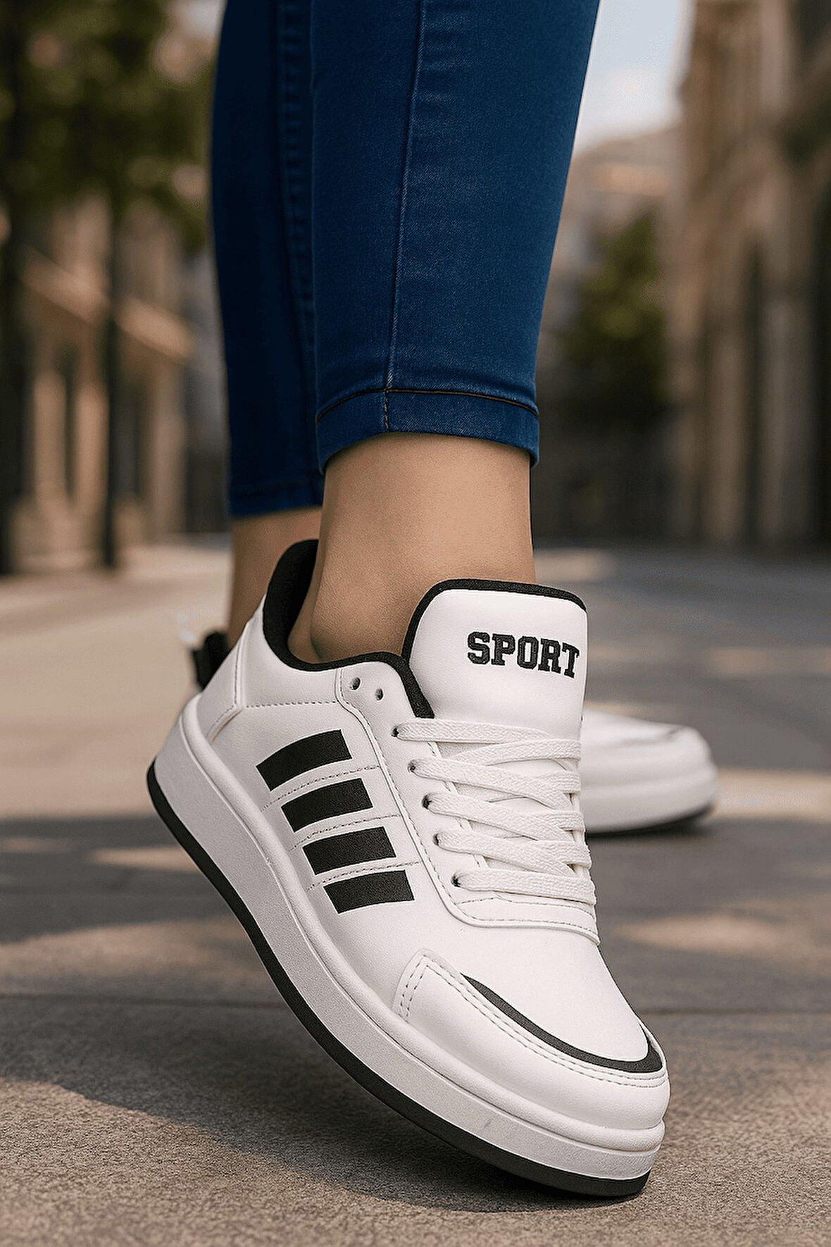 Günlük Unisex Sneaker Spor Ayakkabı Bağcıklı Çizgi Detaylı Rahat Hafif Bağcıklı Tırtık Taban 3438