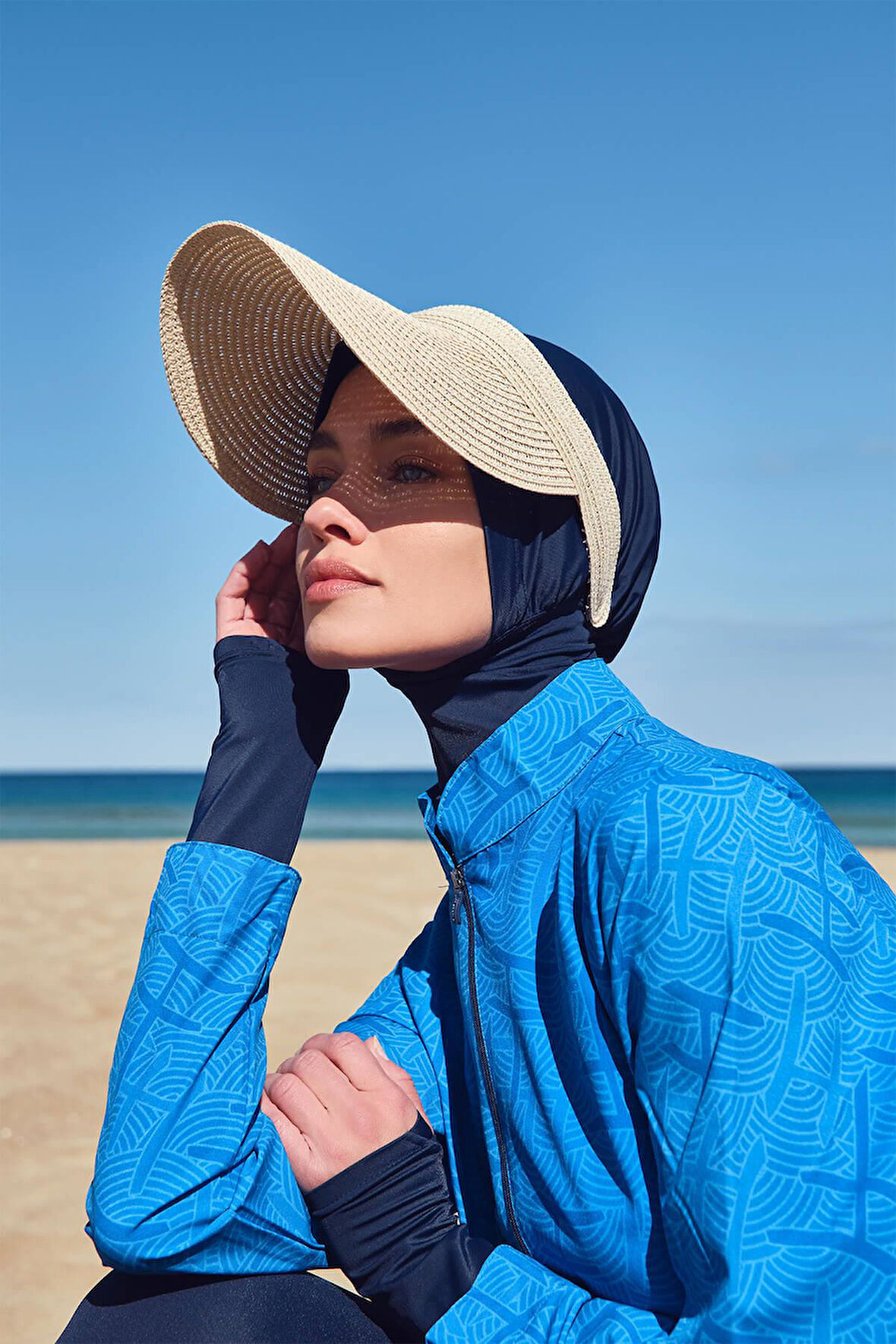 Haşema Esila Monogram Desenli Lacivert Tam Tesettür Mayo Üstü 2934