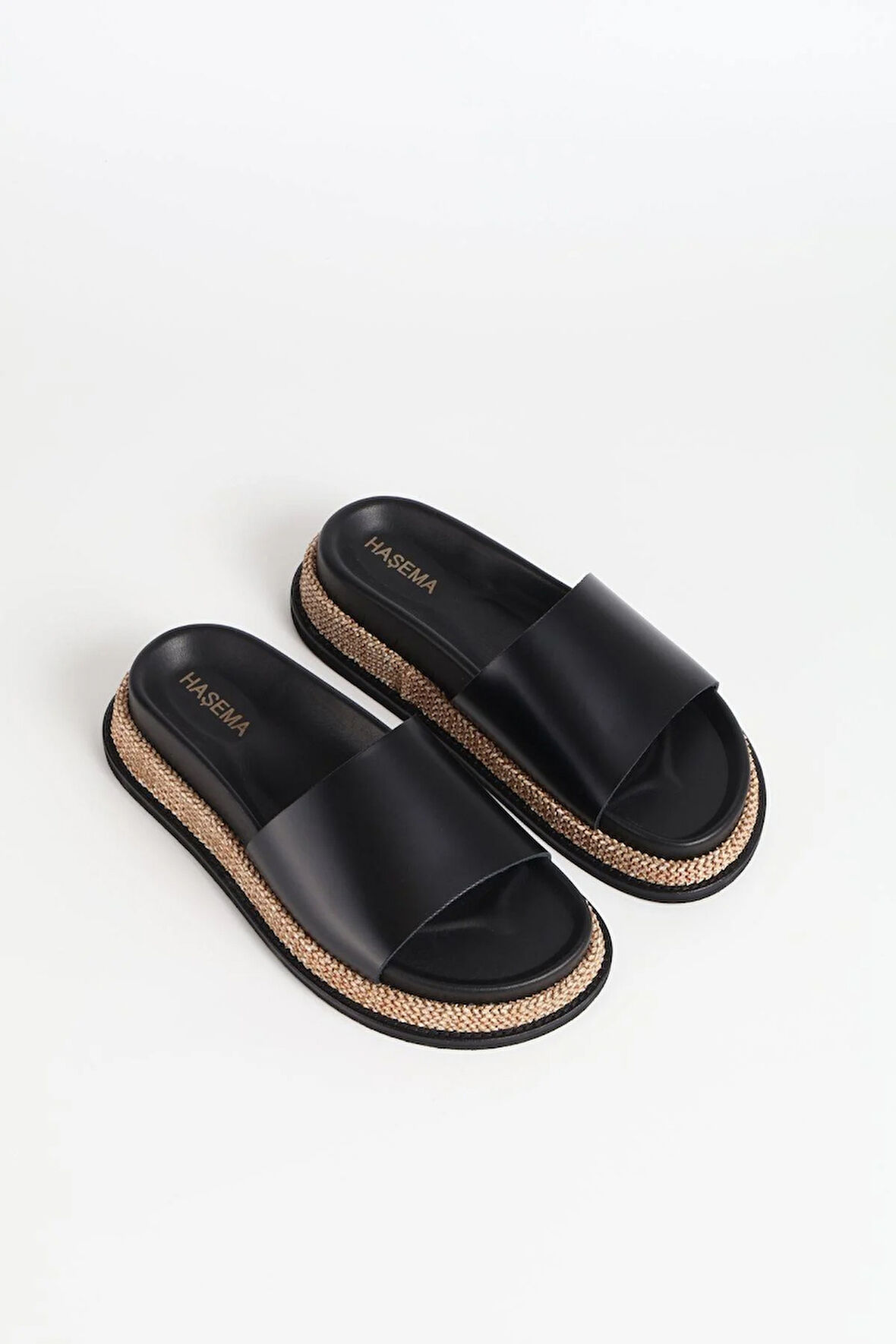 Haşema Kadın Hasır Detaylı Siyah Terlik 3073