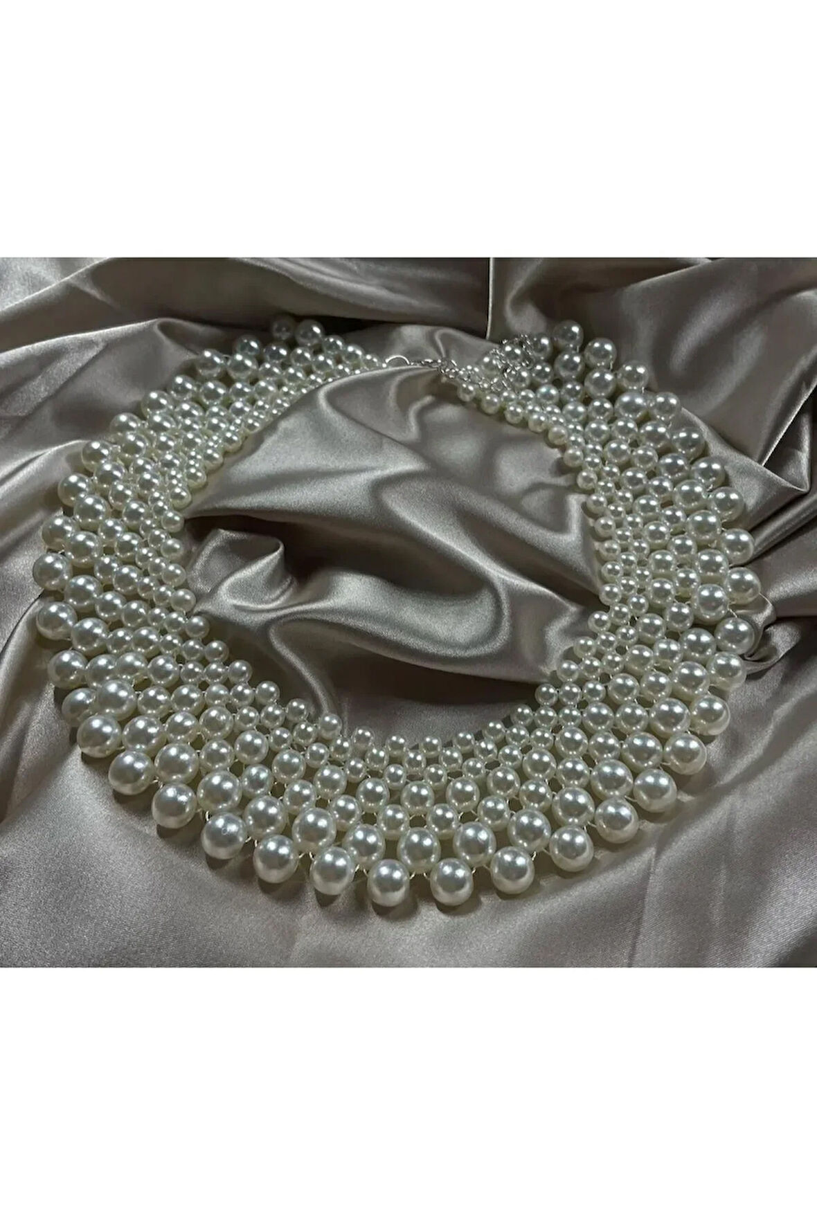 El Yapımı -İnci Parıltısıyla Şık Kolye Özel Tasarım