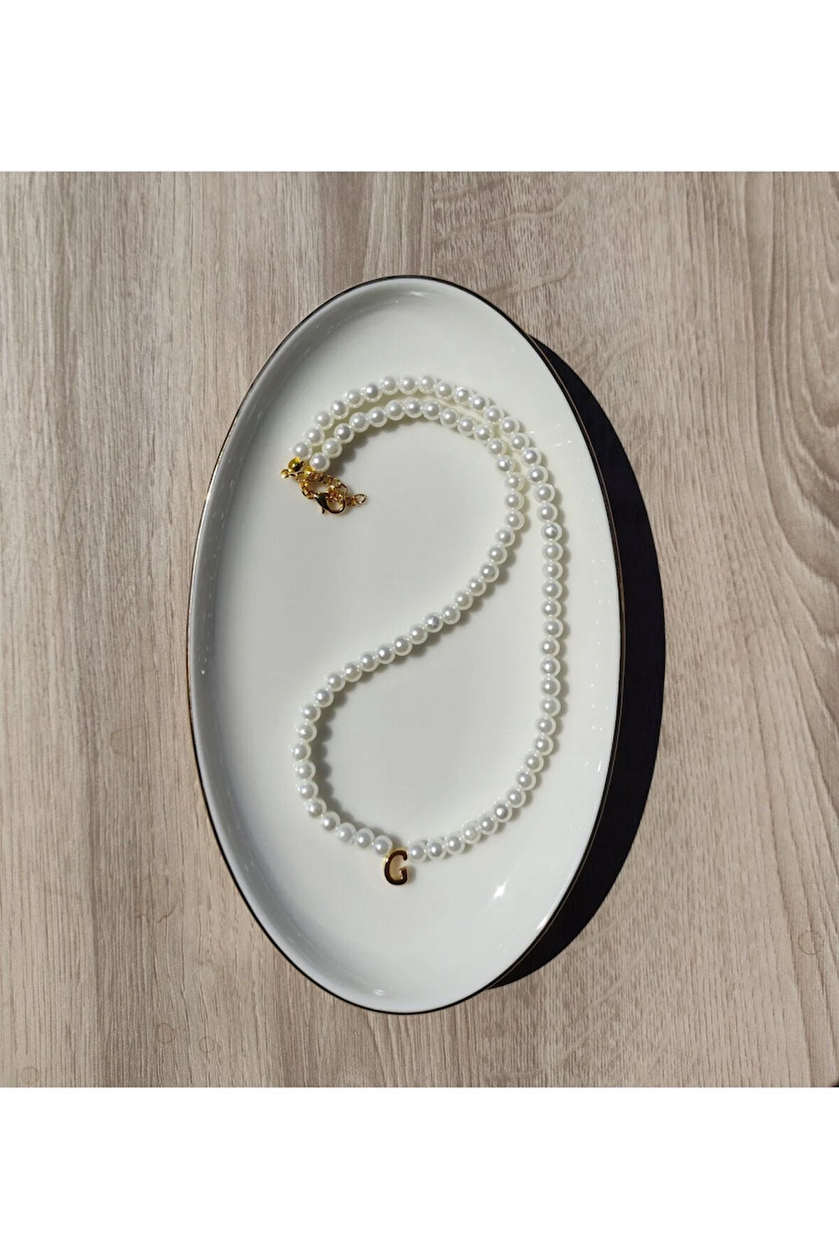 El Yapımı -İnci Zarafetinde Harfli İnci Kolye - Kişiselleştirilmiş Hediye